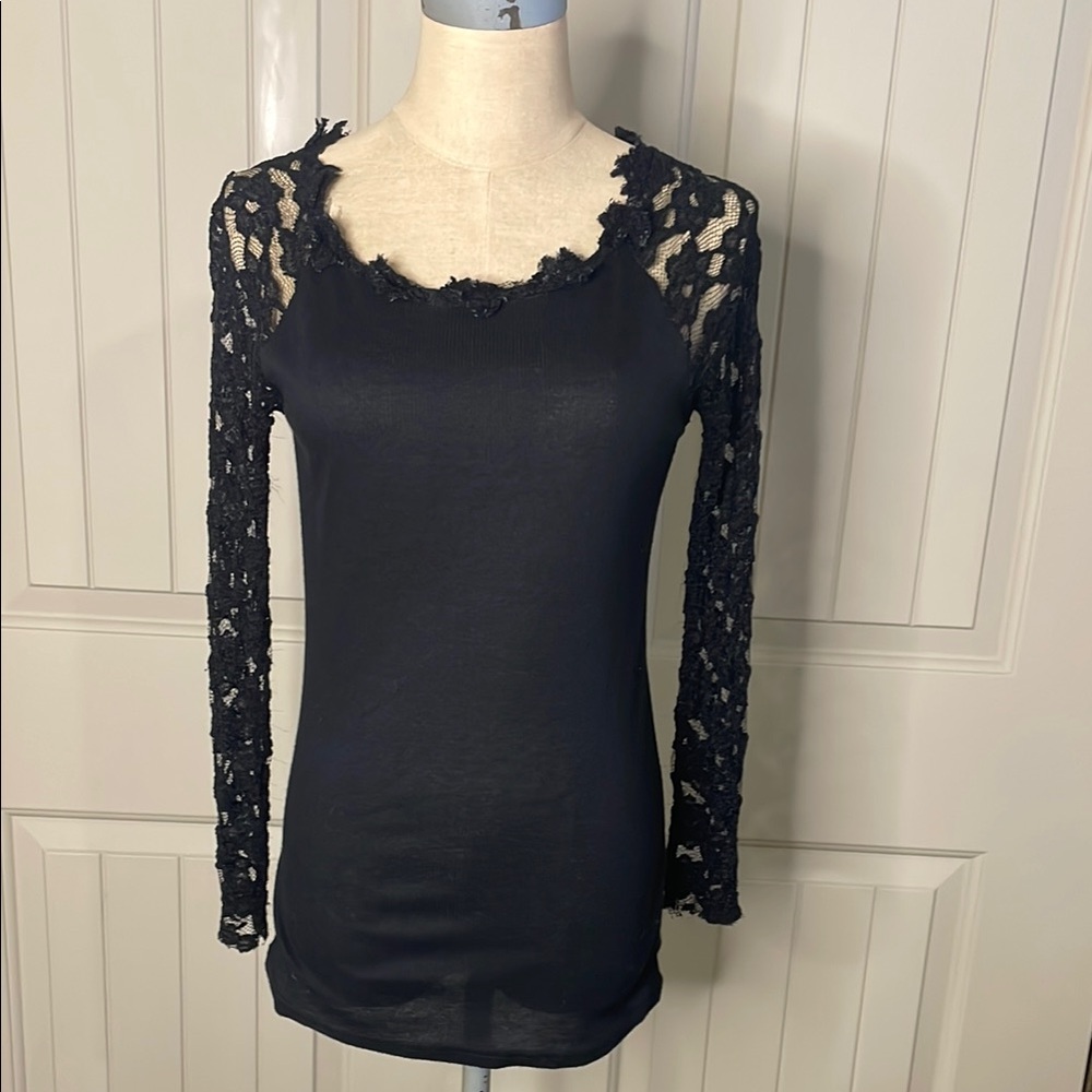 Elegant Black Lace Sleeve Top